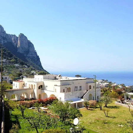 Via Roma - 10 * Capri